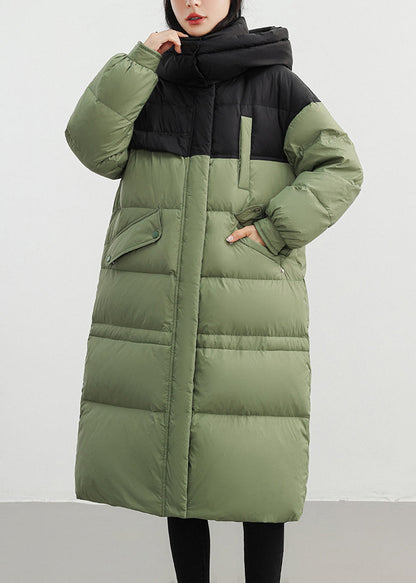 Well Tailored Coat with a Graceful Silhouette