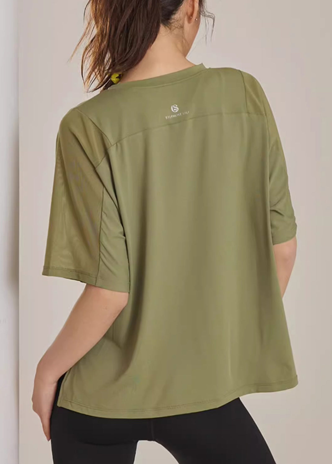 Polished Top with an Effortless Classic Look