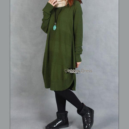 Classic Vintage Sweater with a Flattering Fit