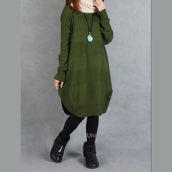 Classic Vintage Sweater with a Flattering Fit