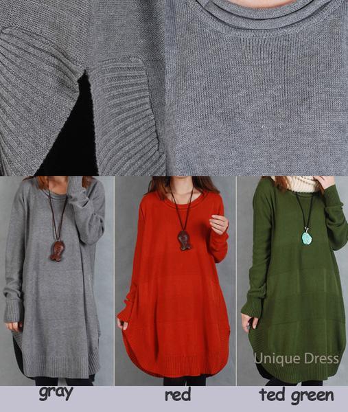 Classic Vintage Sweater with a Flattering Fit