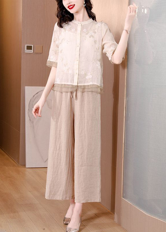Effortlessly Elegant Garment with a Timeless Design