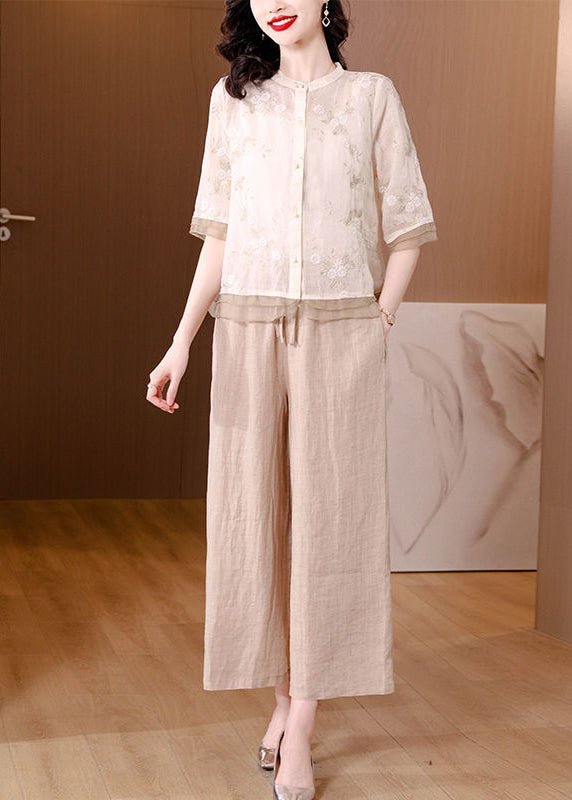 Effortlessly Elegant Garment with a Timeless Design