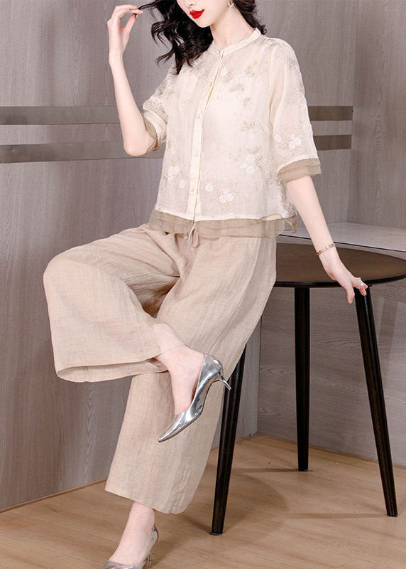 Effortlessly Elegant Garment with a Timeless Design