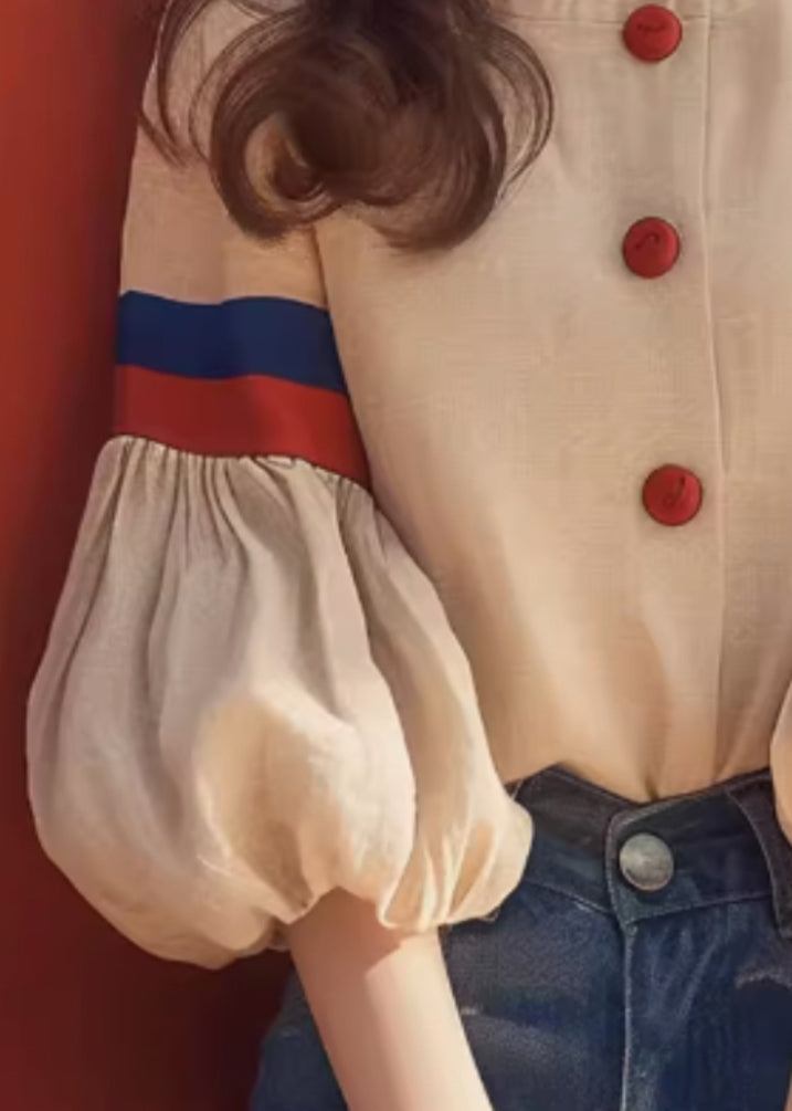 Well Tailored Blouse with a Graceful Silhouette