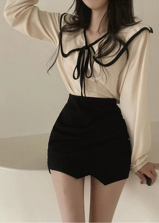 Classic Vintage Blouse with a Flattering Fit
