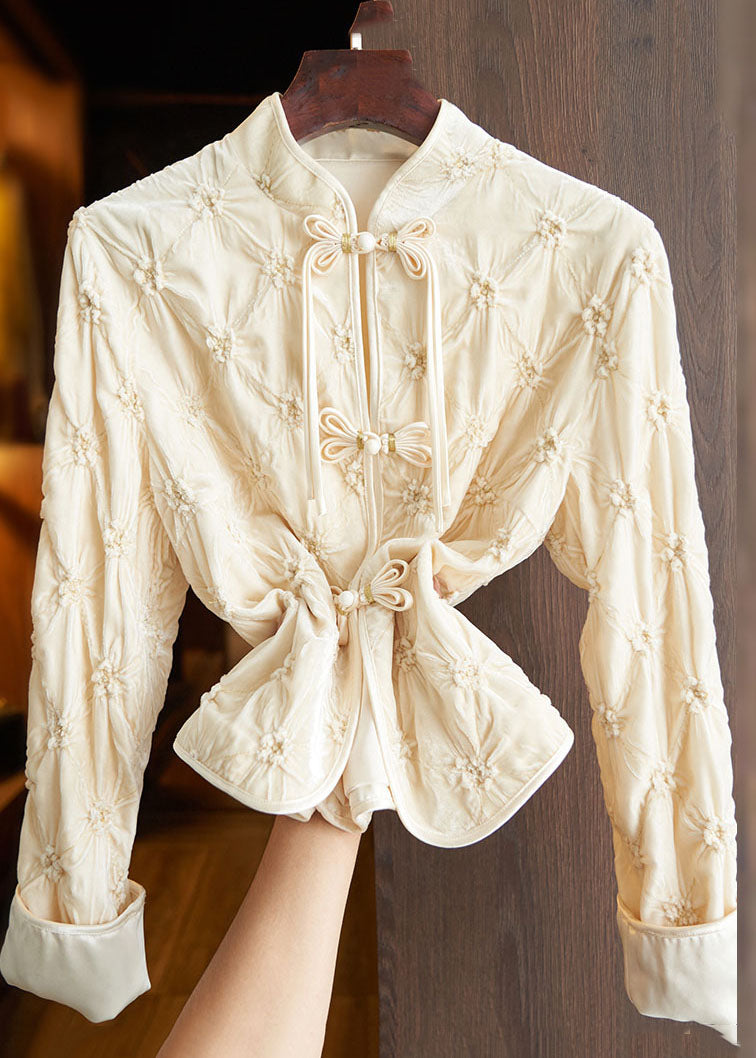 Effortlessly Elegant Top with a Timeless Design