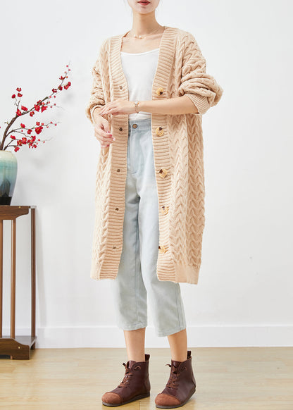 Sophisticated Coat with a Clean Classic Look