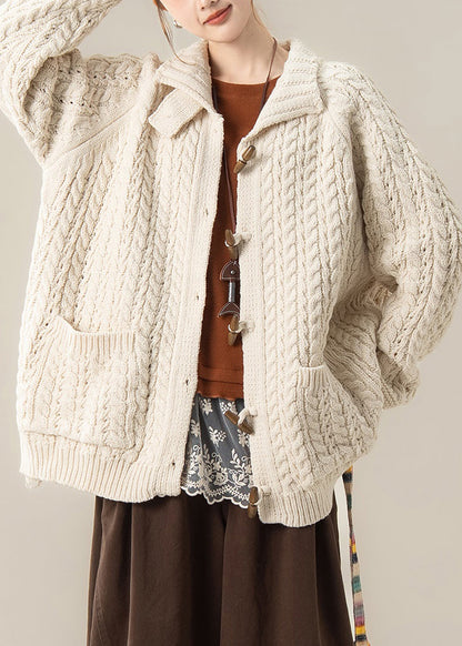 Beautifully Finished Coat in a Timeless Design