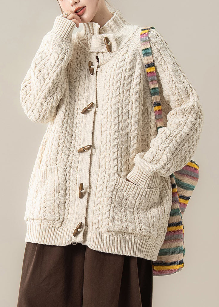 Beautifully Finished Coat in a Timeless Design