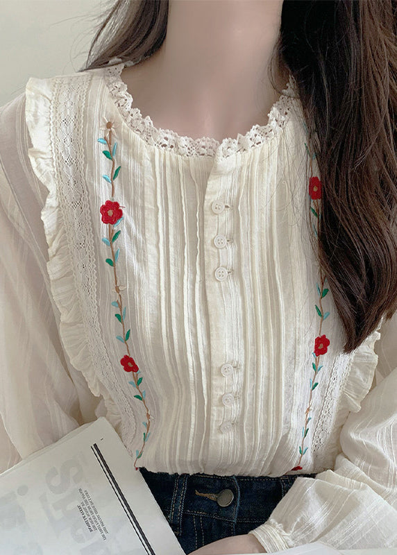 Effortlessly Elegant Blouse with a Timeless Design