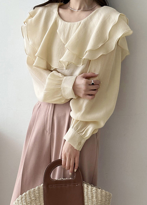 Sophisticated Blouse with a Clean Classic Look