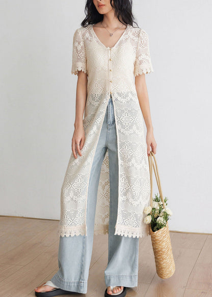 Well Tailored Cardigan with a Graceful Silhouette