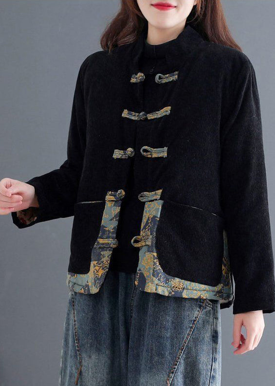 Beautifully Finished Coat in a Timeless Design