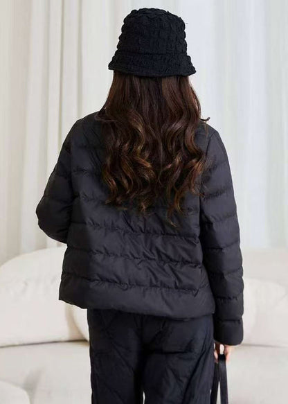 Well Tailored Coat with a Graceful Silhouette