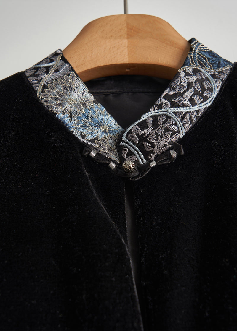 Beautifully Finished Garment in a Timeless Design