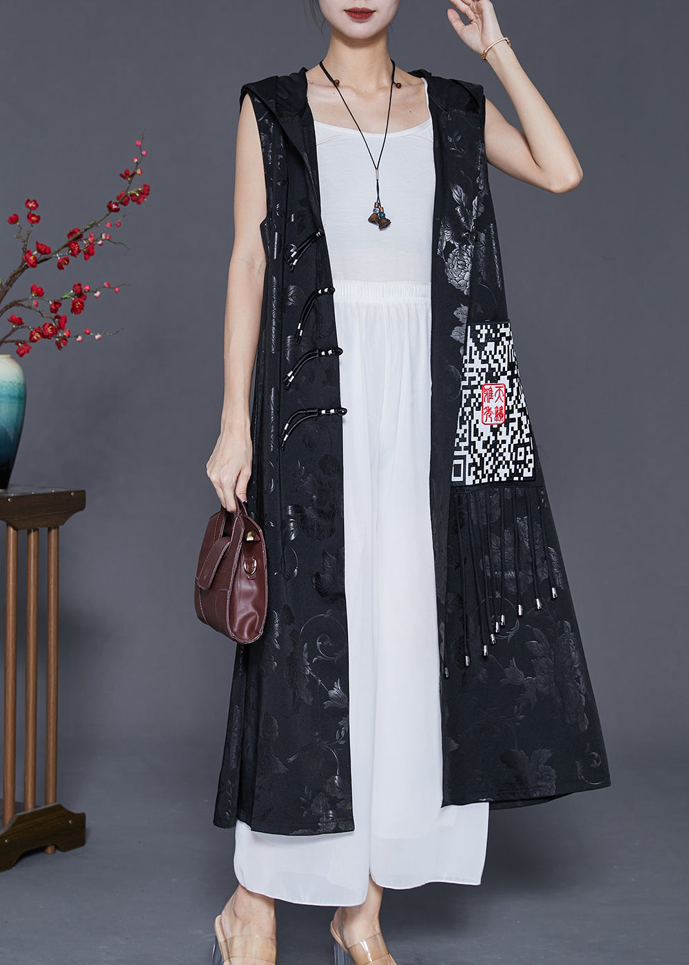 Well Tailored Garment with a Graceful Silhouette