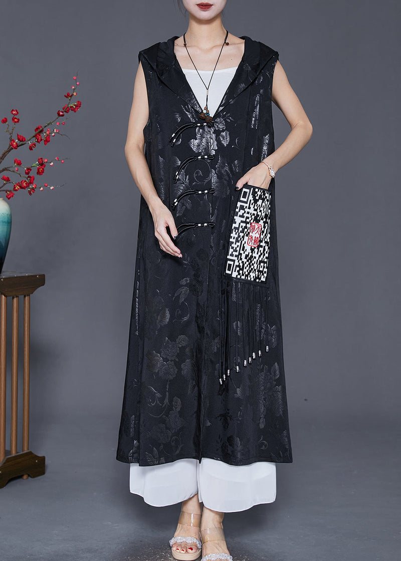 Well Tailored Garment with a Graceful Silhouette