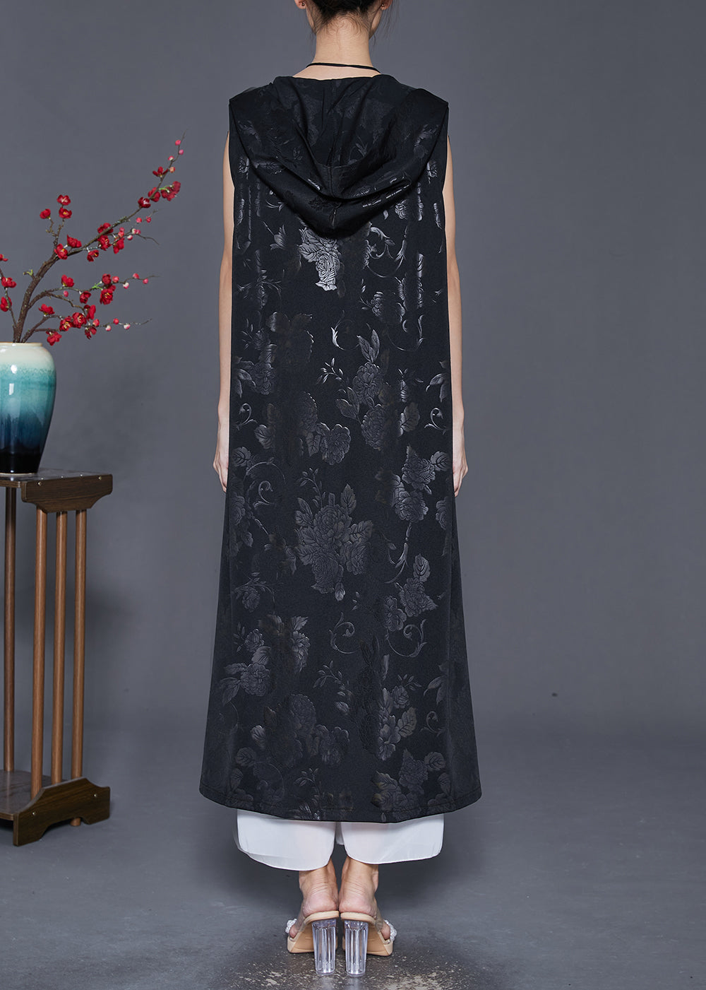 Well Tailored Garment with a Graceful Silhouette