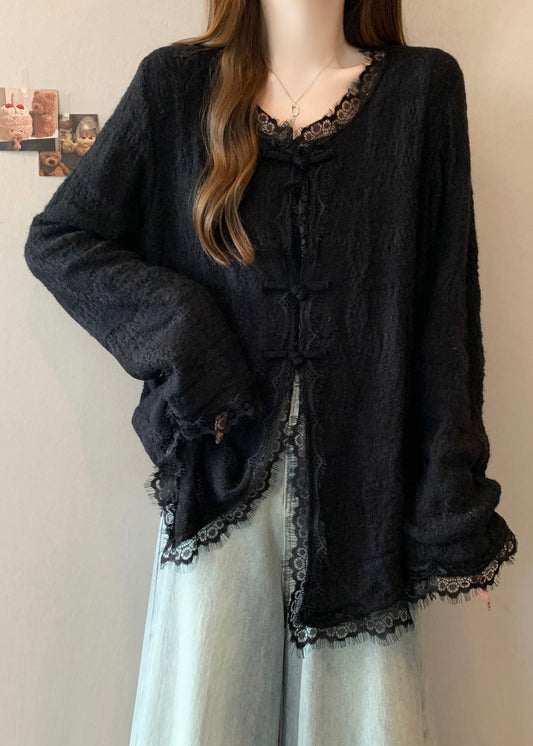 Beautifully Finished Cardigan in a Timeless Design