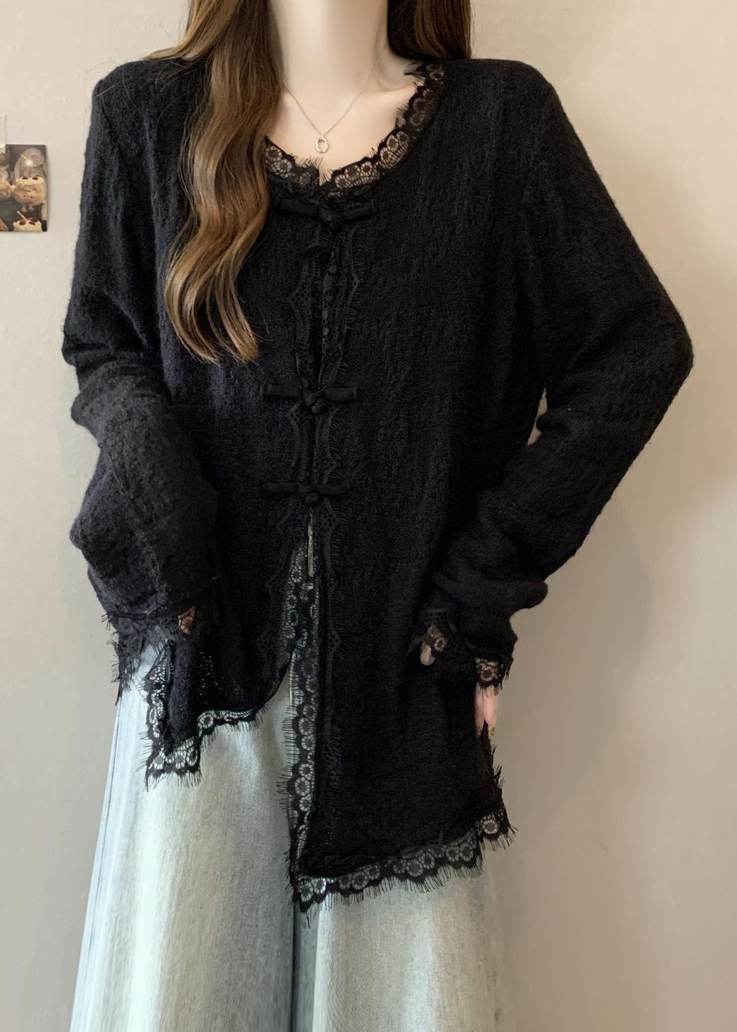 Beautifully Finished Cardigan in a Timeless Design