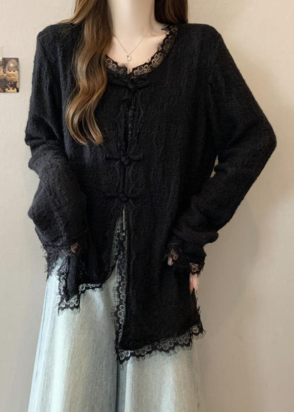Beautifully Finished Cardigan in a Timeless Design