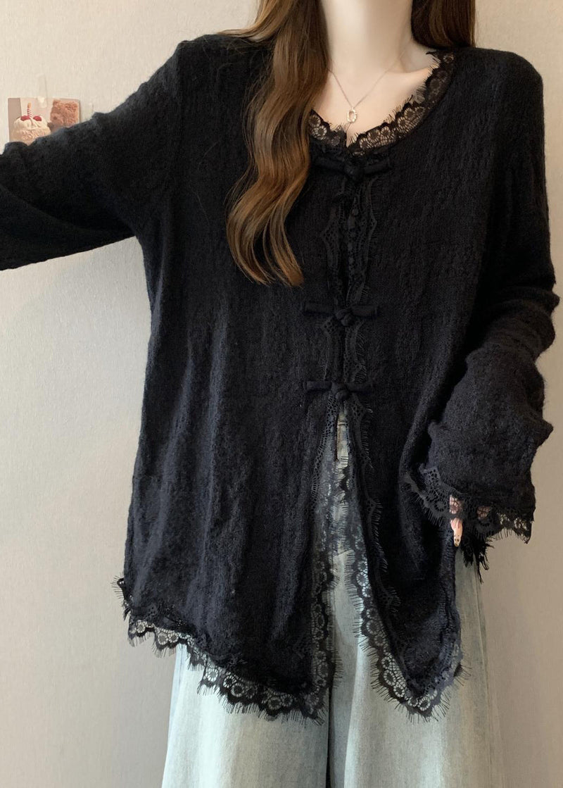 Beautifully Finished Cardigan in a Timeless Design