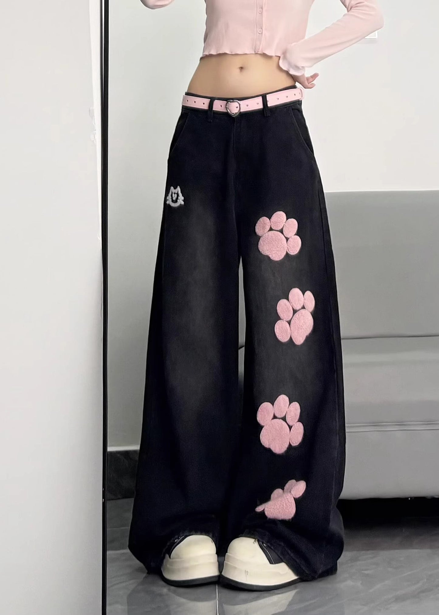Beautifully Finished Pants in a Timeless Design