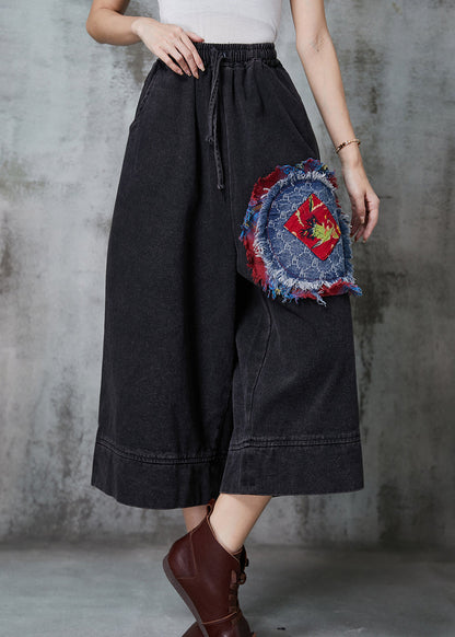 Effortlessly Elegant Pants with a Timeless Design