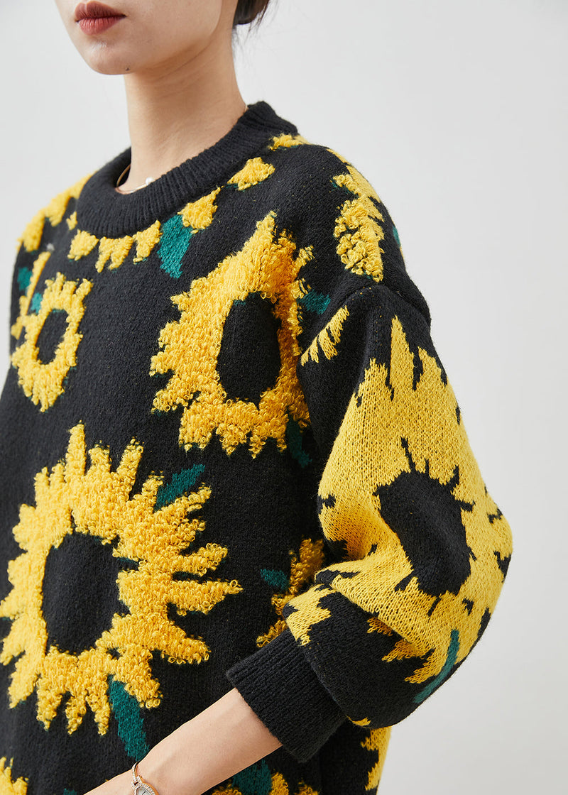 Beautifully Finished Sweater in a Timeless Design