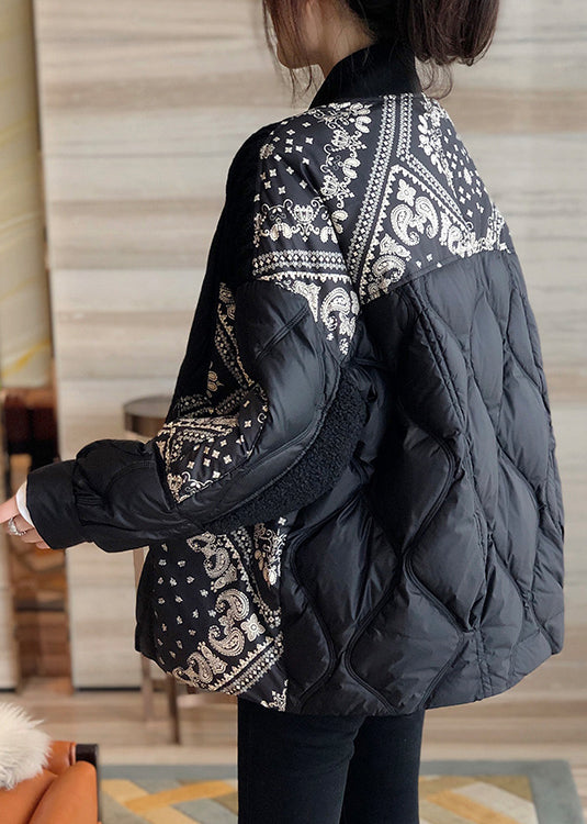 Well Tailored Coat with a Graceful Silhouette