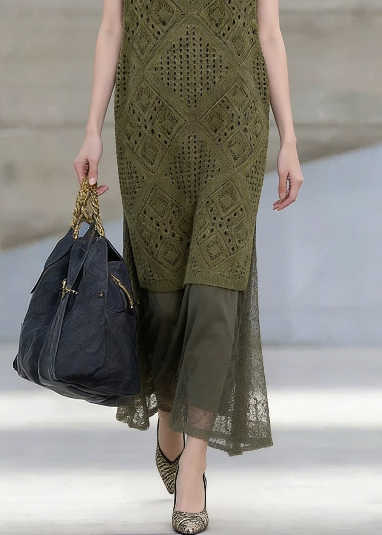 Gracefully Styled Dress for Any Occasion