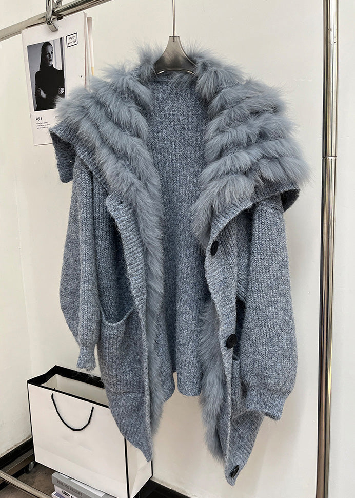 Classic Vintage Coat with a Flattering Fit