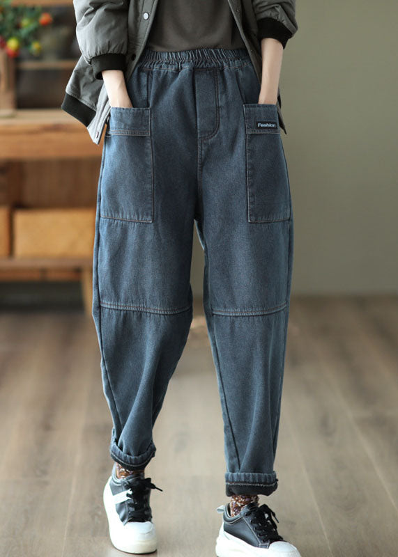 Effortlessly Elegant Trousers with a Timeless Design