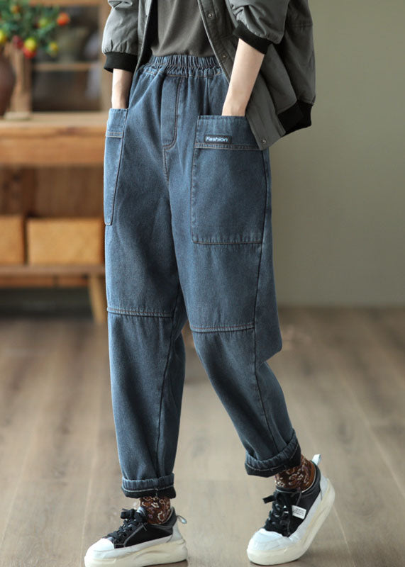 Effortlessly Elegant Trousers with a Timeless Design
