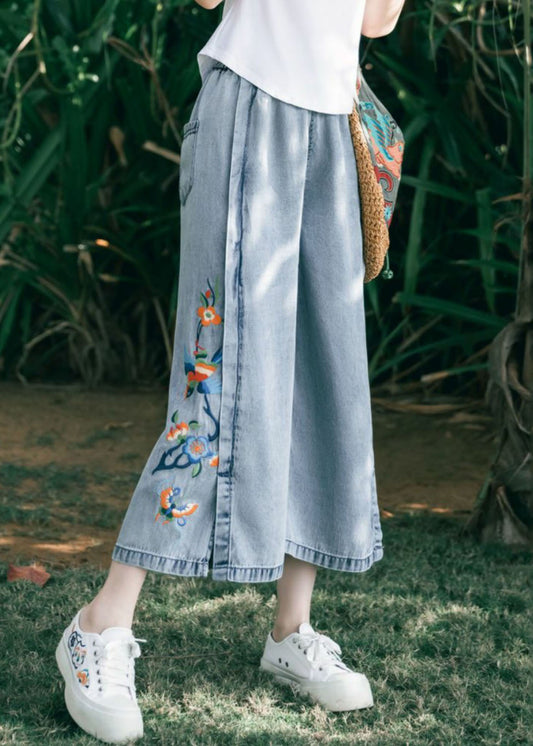 Elegantly Styled Pants for Everyday Wear