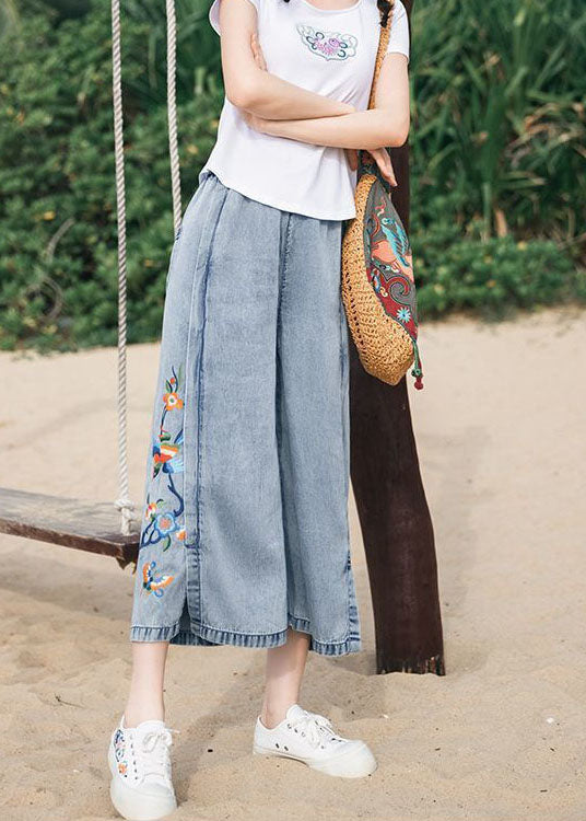 Elegantly Styled Pants for Everyday Wear