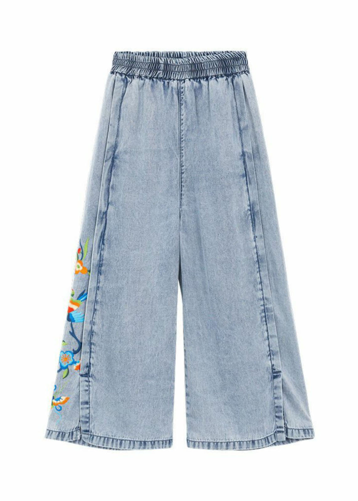 Elegantly Styled Pants for Everyday Wear
