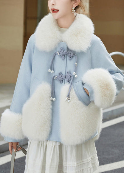 Gracefully Styled Coat for Any Occasion
