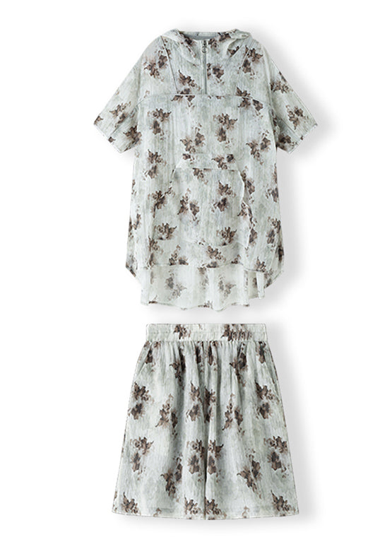 Gracefully Styled Garment for Any Occasion