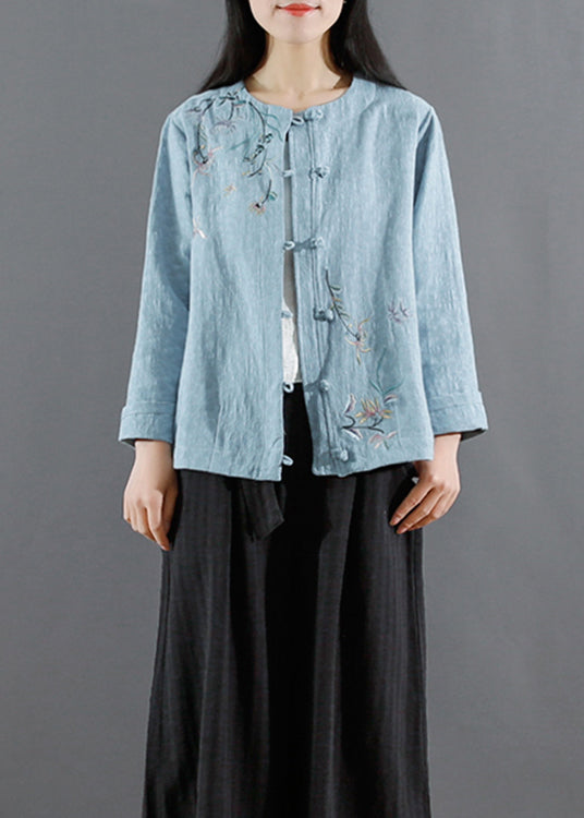Classic Vintage Coat with a Flattering Fit