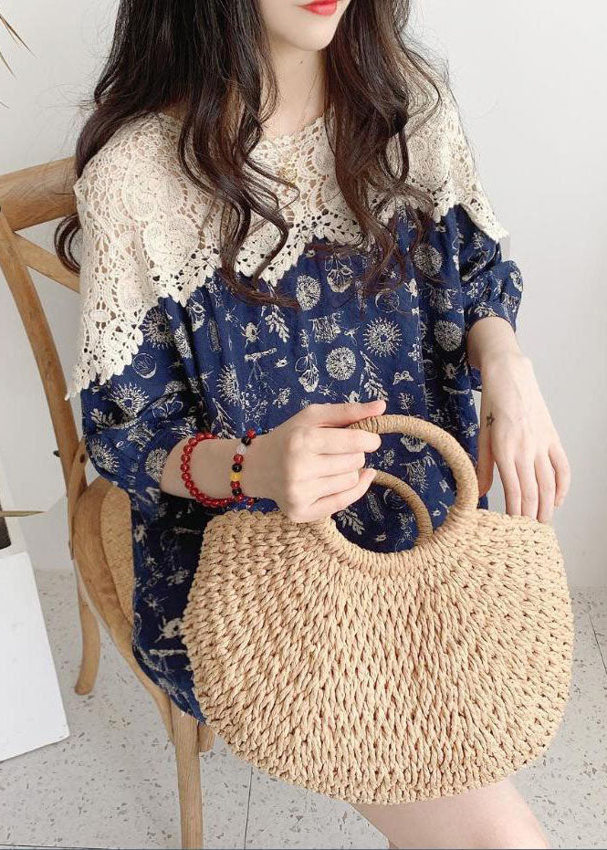 Effortlessly Elegant Blouse with a Timeless Design