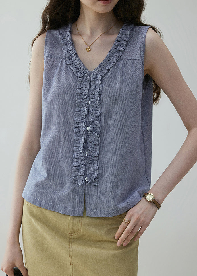 Beautifully Finished Blouse in a Timeless Design