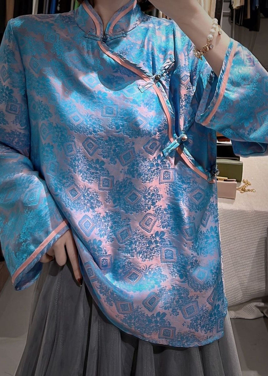 Gracefully Styled Blouse for Any Occasion