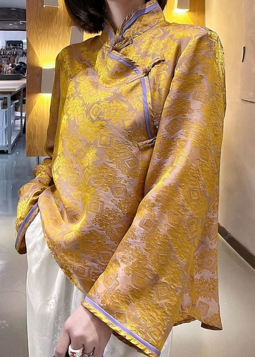 Gracefully Styled Blouse for Any Occasion