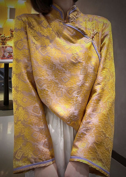 Gracefully Styled Blouse for Any Occasion