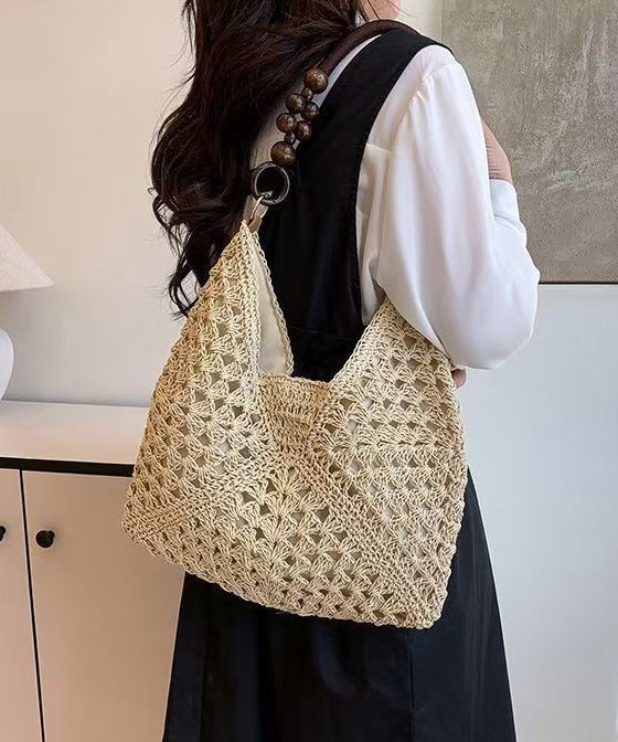 Sophisticated Bag with a Clean Classic Look
