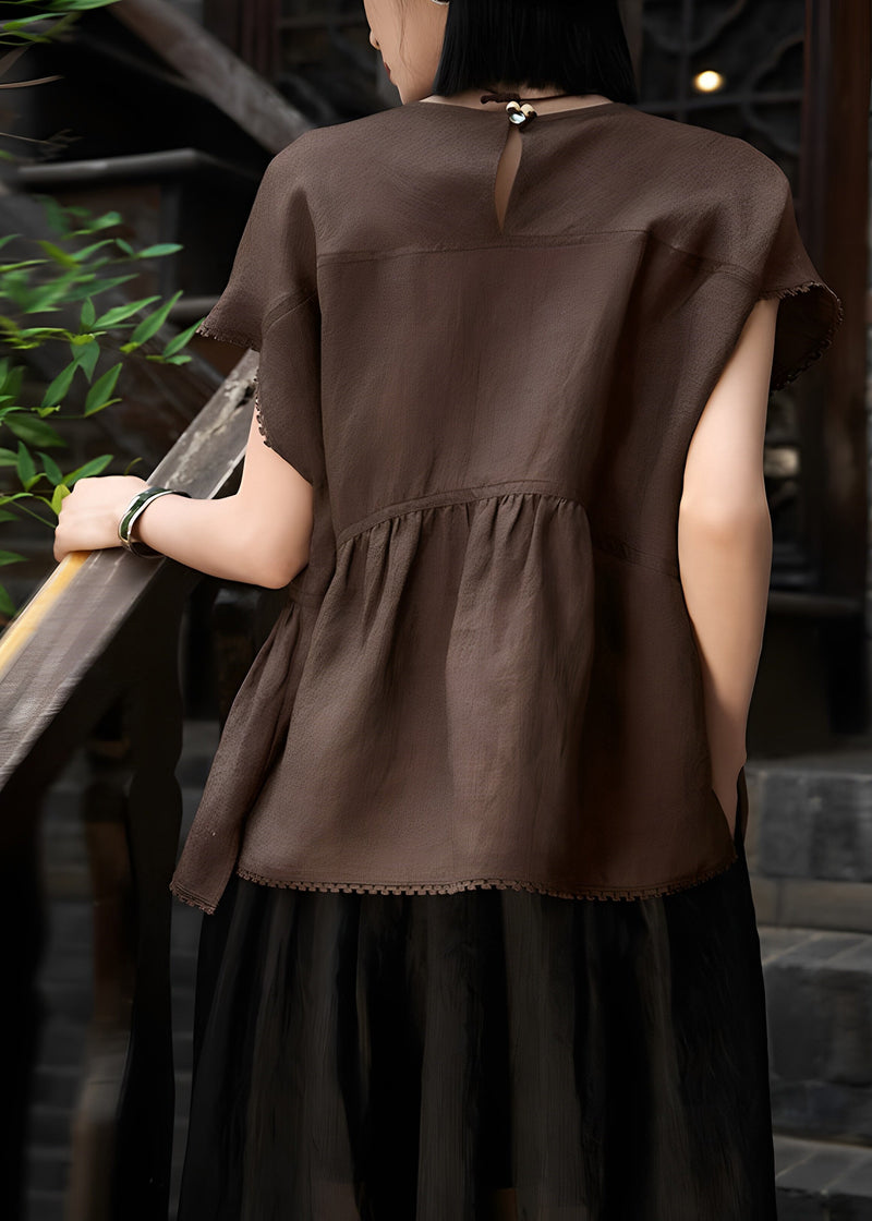 Beautifully Finished Top in a Timeless Design