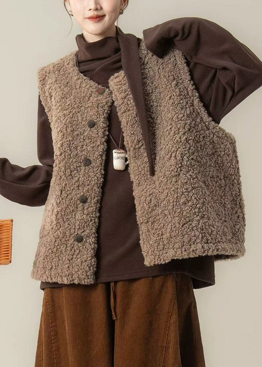 Effortlessly Elegant Jacket with a Timeless Design
