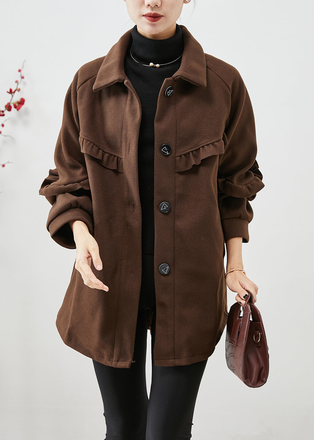 Well Tailored Jacket with a Graceful Silhouette